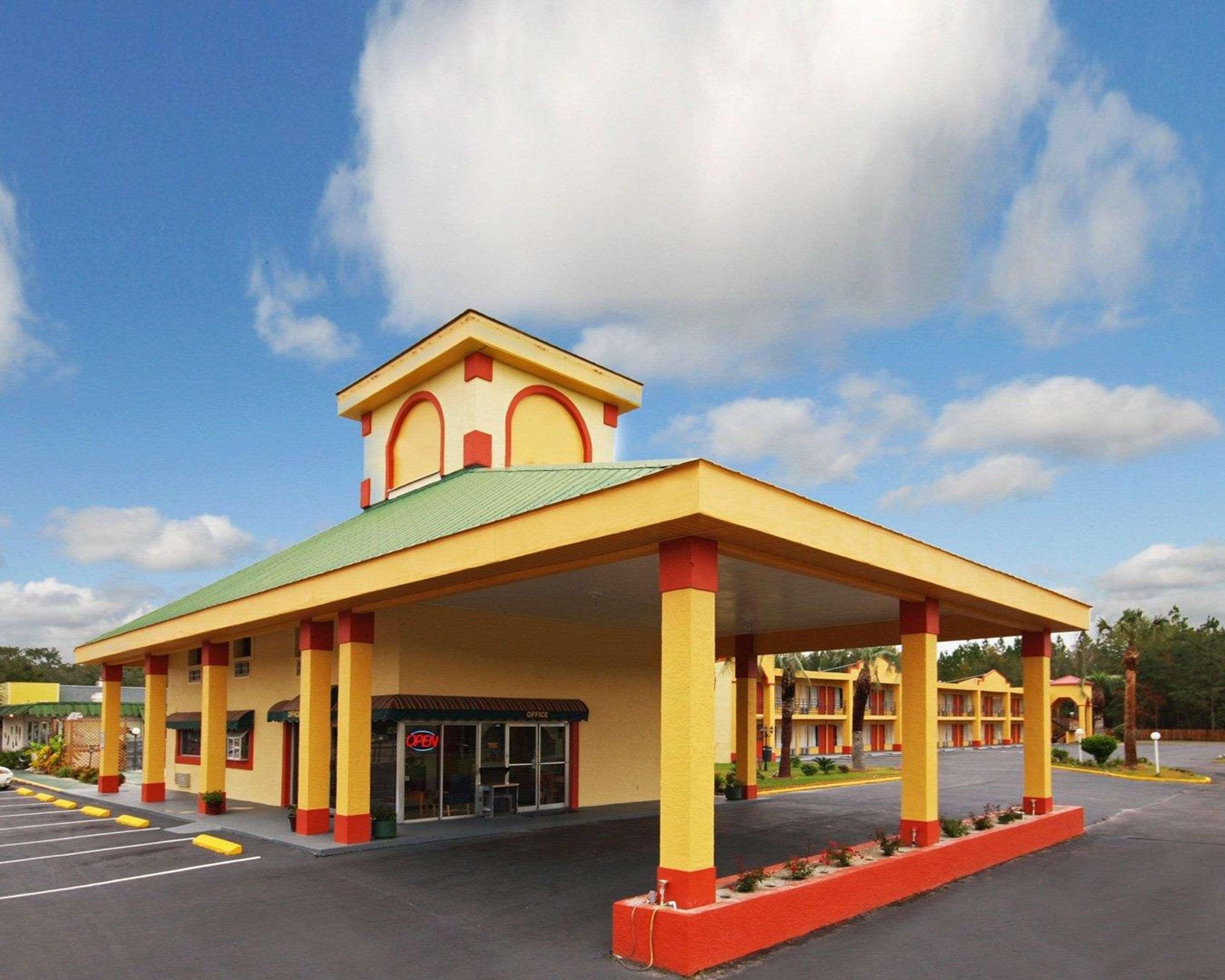Econo Lodge Perry Exterior photo